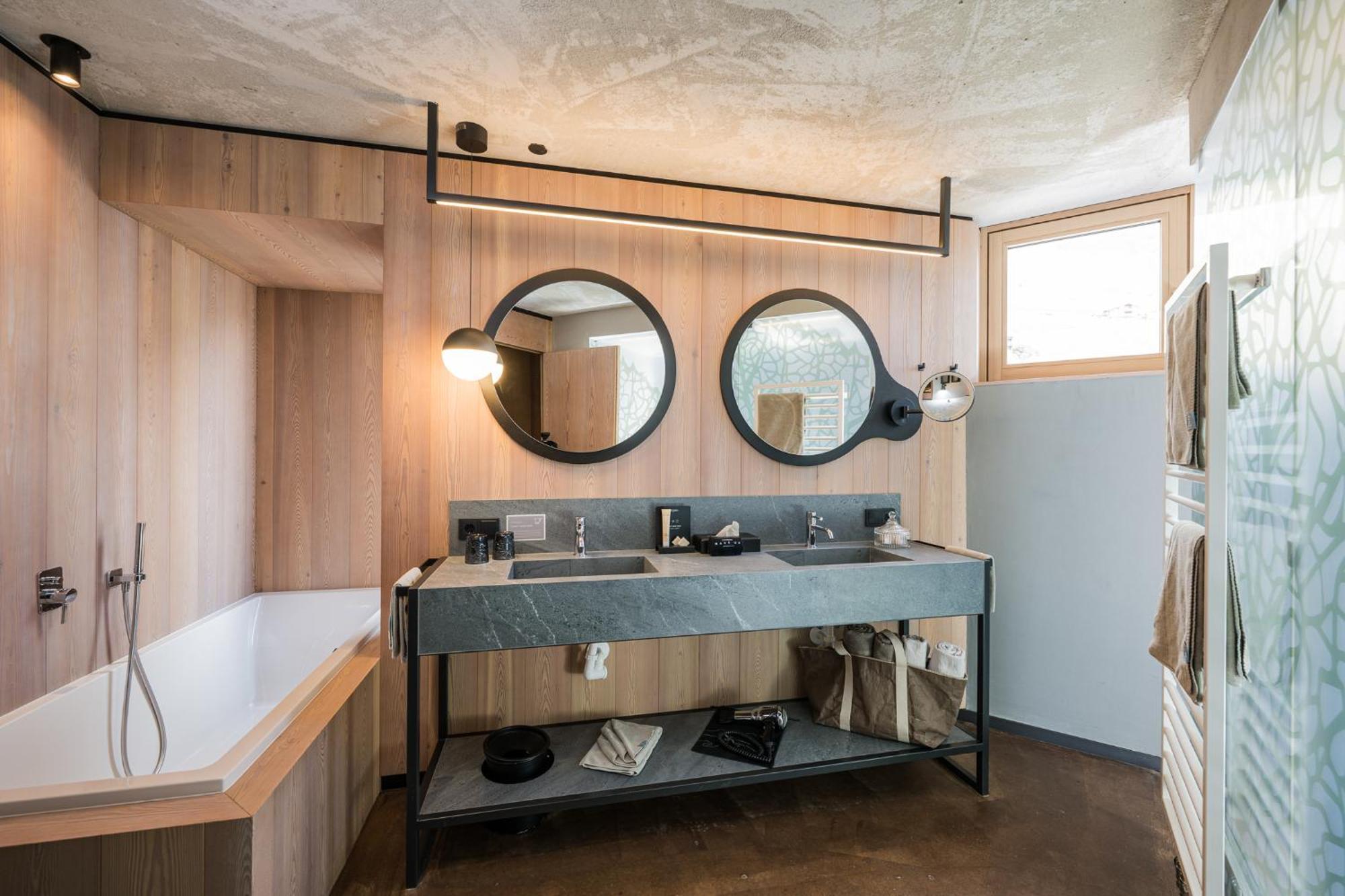 Lindenhof Pure Luxury & Spa Dolcevita Resort ناتورنو المظهر الخارجي الصورة